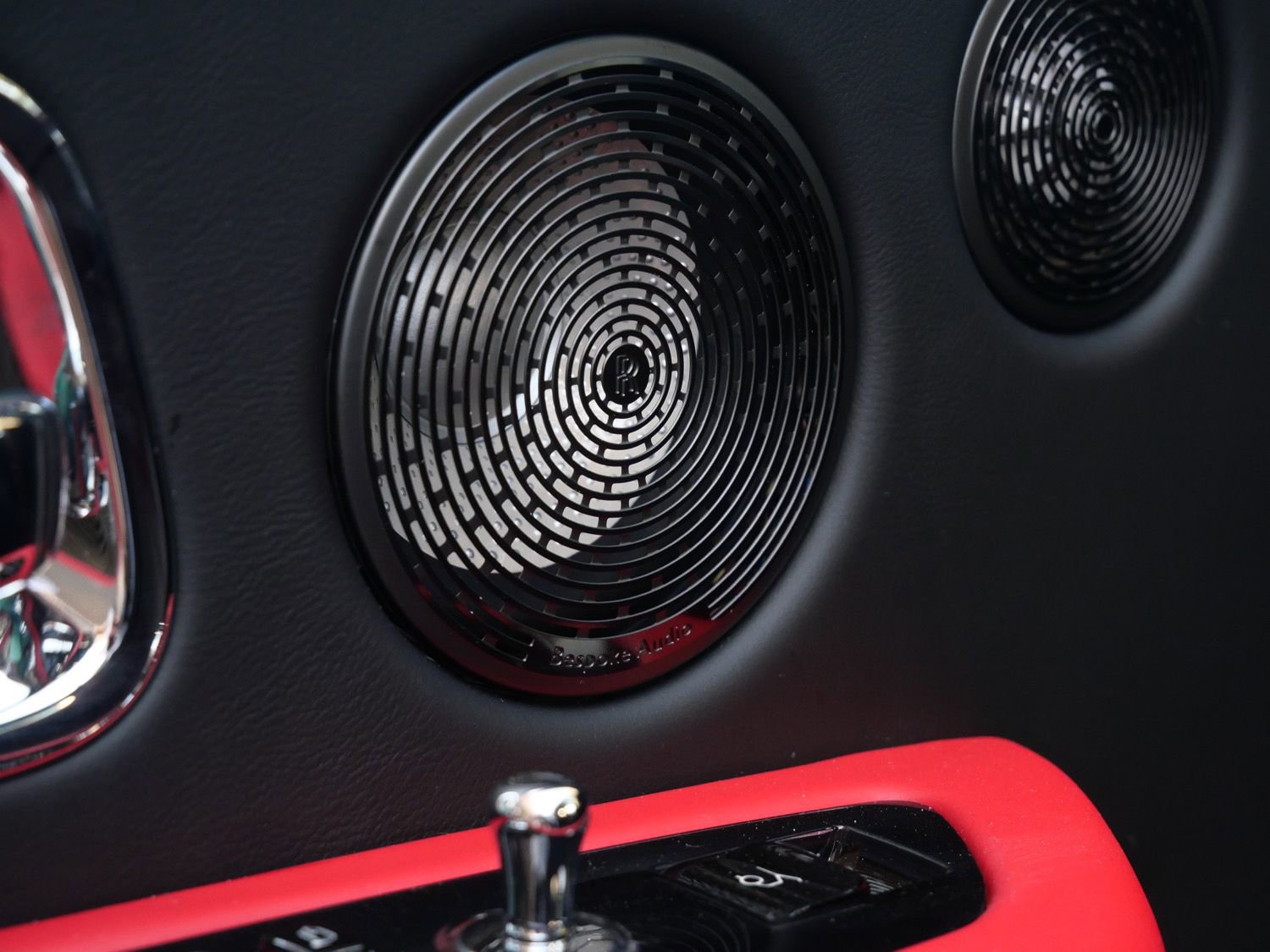 New 2025 Rolls-Royce Cullinan image 26