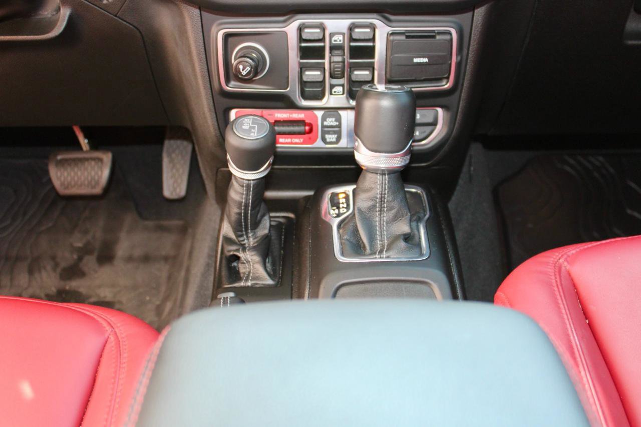 Used 2024 Jeep Wrangler Unlimited Rubicon 392 AWD/4WD image 28