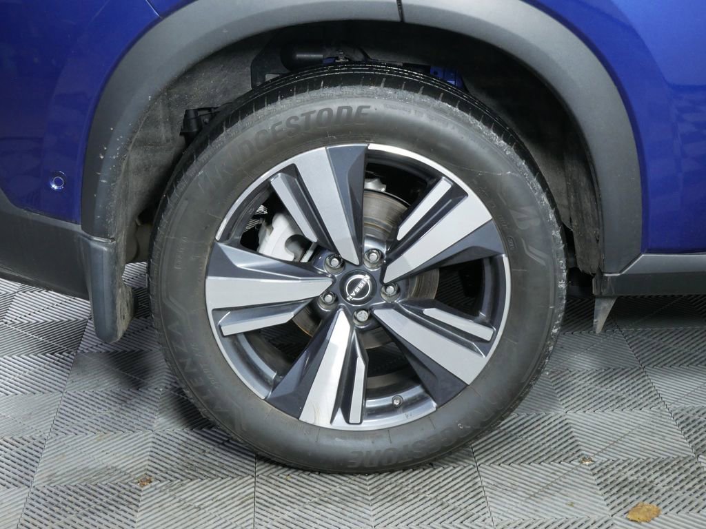 Used 2022 Nissan Rogue SL w/ SL Premium Package image 9