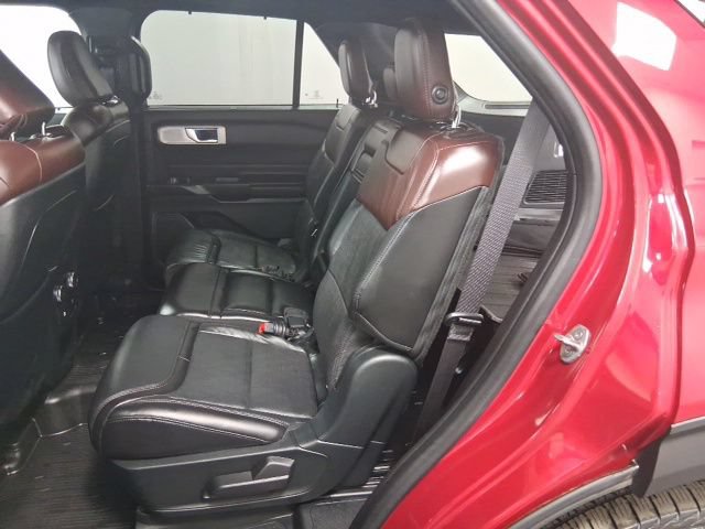 Used 2020 Ford Explorer Platinum w/ Premium Technology Package AWD/4WD image 25