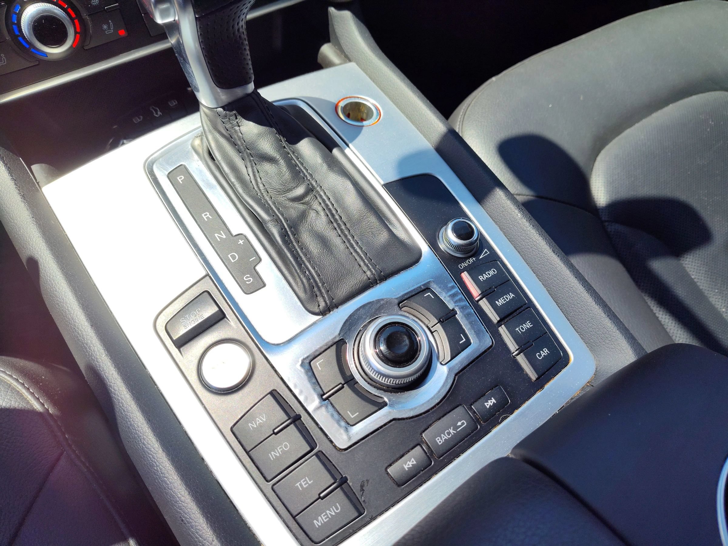 Used 2015 Audi Q7 TDI Prestige AWD/4WD image 18