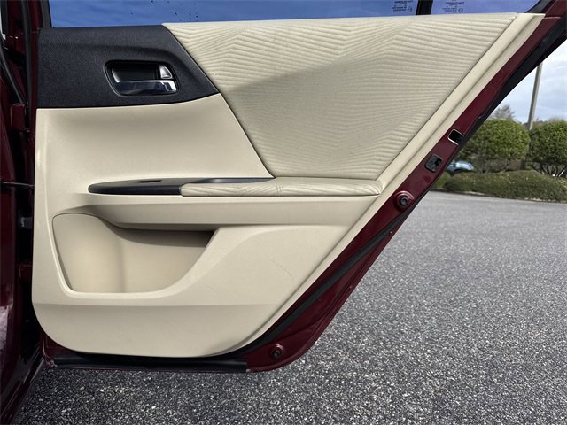 Used 2017 Honda Accord LX image 25