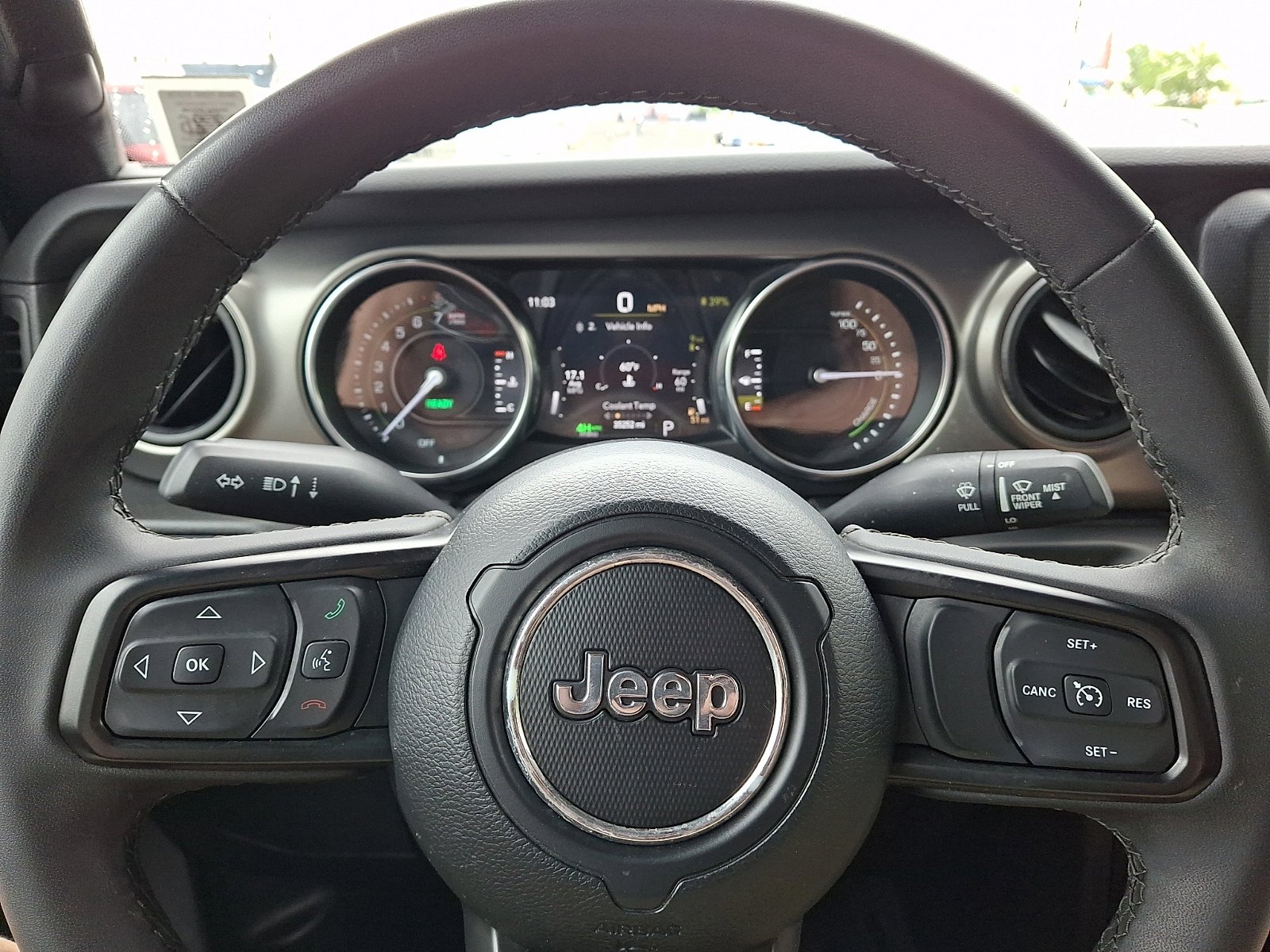 Used 2023 Jeep Wrangler Unlimited AWD/4WD image 17