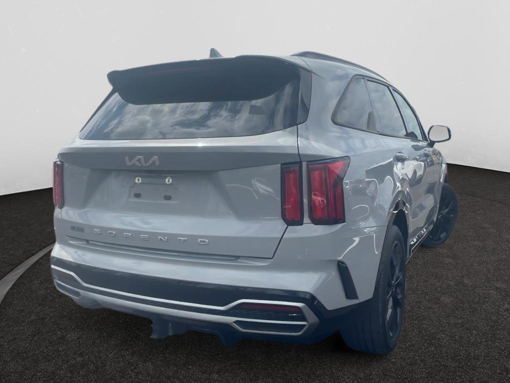 Used 2022 Kia Sorento SX image 4