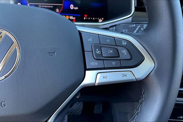 New 2025 Volkswagen Taos SE AWD/4WD image 20
