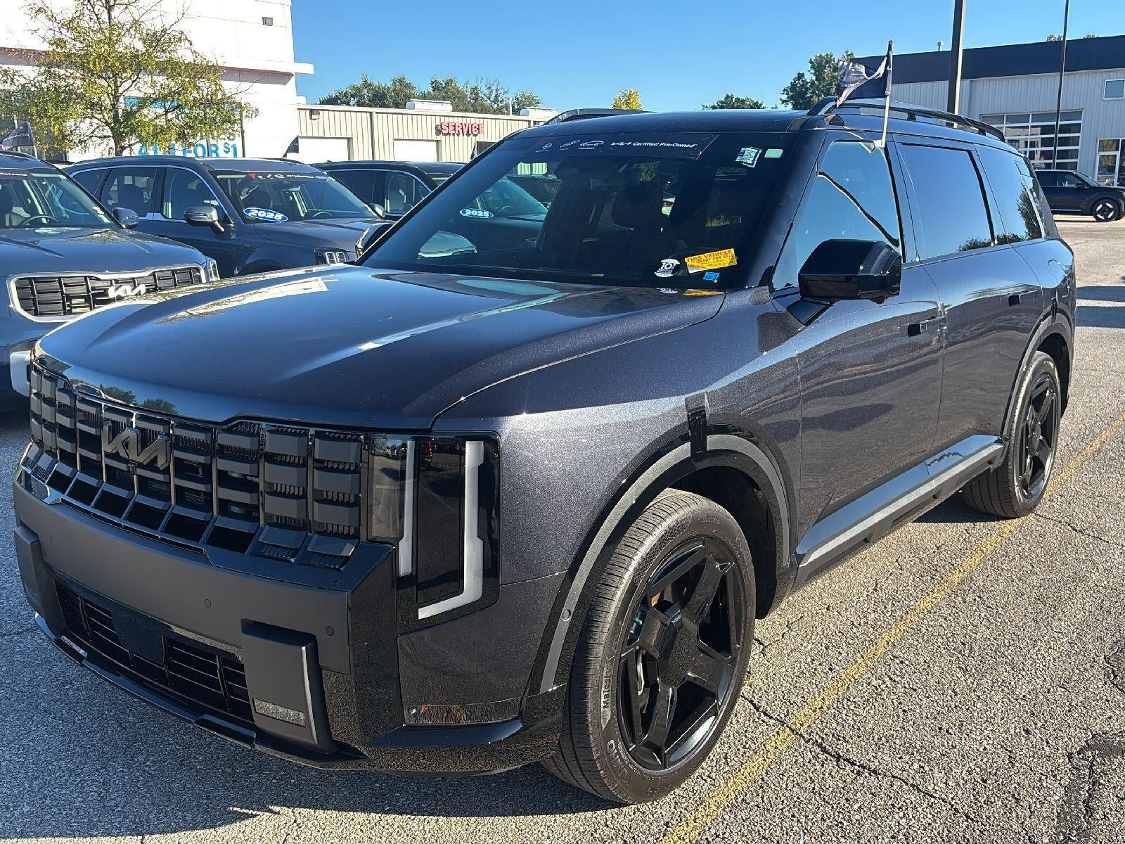 Used 2027 Kia Telluride SX Prestige X-Line AWD/4WD image 3