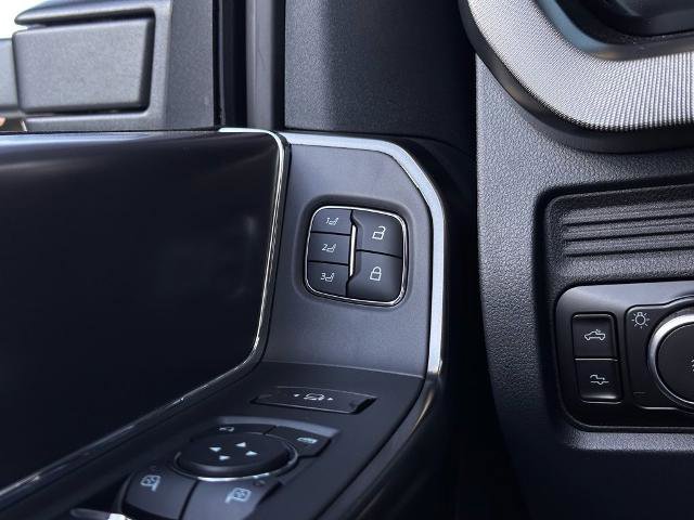 New 2026 Ford F250 Platinum AWD/4WD image 32