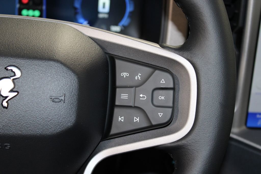 New 2025 Ford Bronco Outer Banks w/ Sasquatch Package image 37