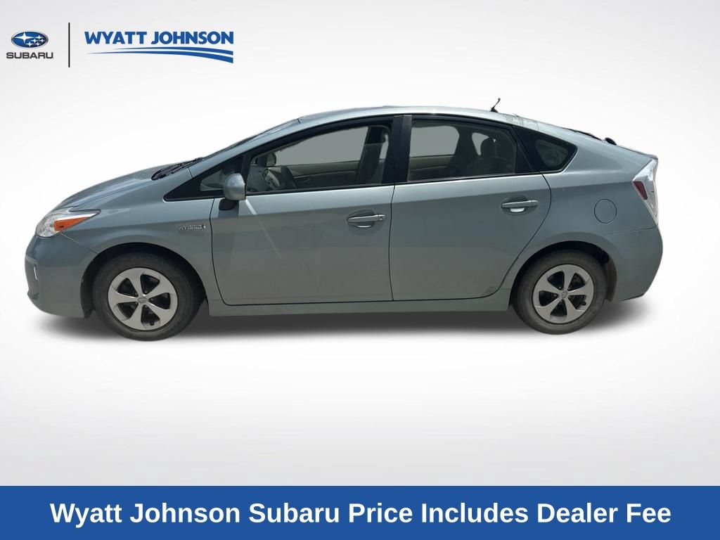 Used 2014 Toyota Prius Two FWD image 3