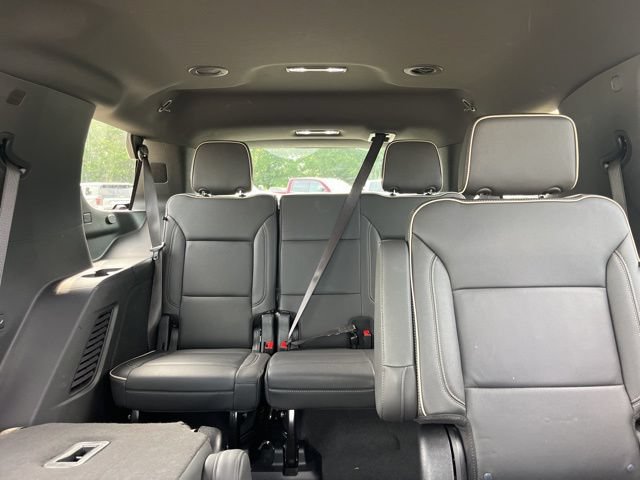 Used 2025 Chevrolet Tahoe Premier RWD image 40