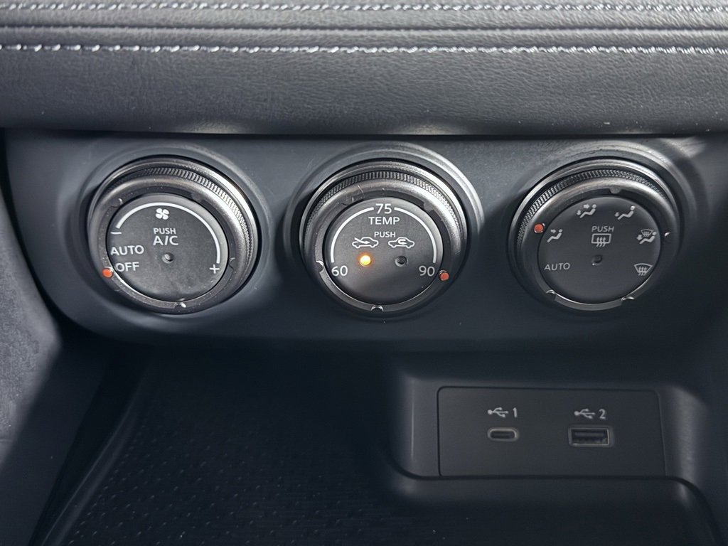 Used 2025 Nissan Z Performance w/ Floor Mat Package image 28