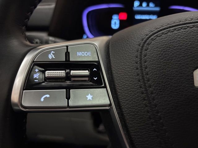 Used 2023 Kia Telluride EX image 17