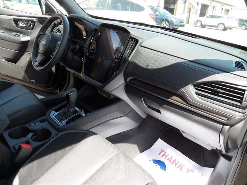 Used 2025 Subaru Forester Touring w/ Popular Package - Touring AWD/4WD image 14