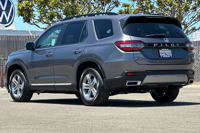 Certified 2026 Honda Pilot EX-L image 6