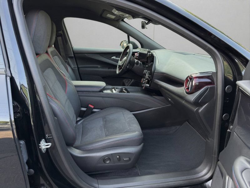 Used 2024 Chevrolet Blazer EV AWD RS image 13