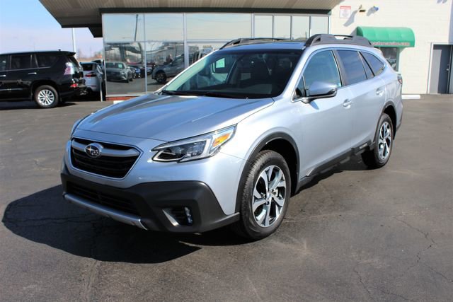 Used 2021 Subaru Outback Limited XT AWD/4WD image 2
