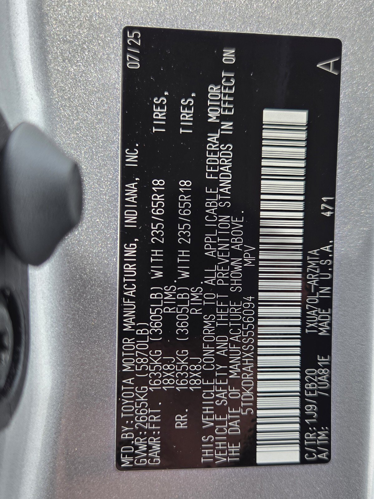 Used 2025 Toyota Highlander XLE FWD image 32