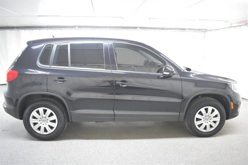 Used 2017 Volkswagen Tiguan Limited FWD image 8