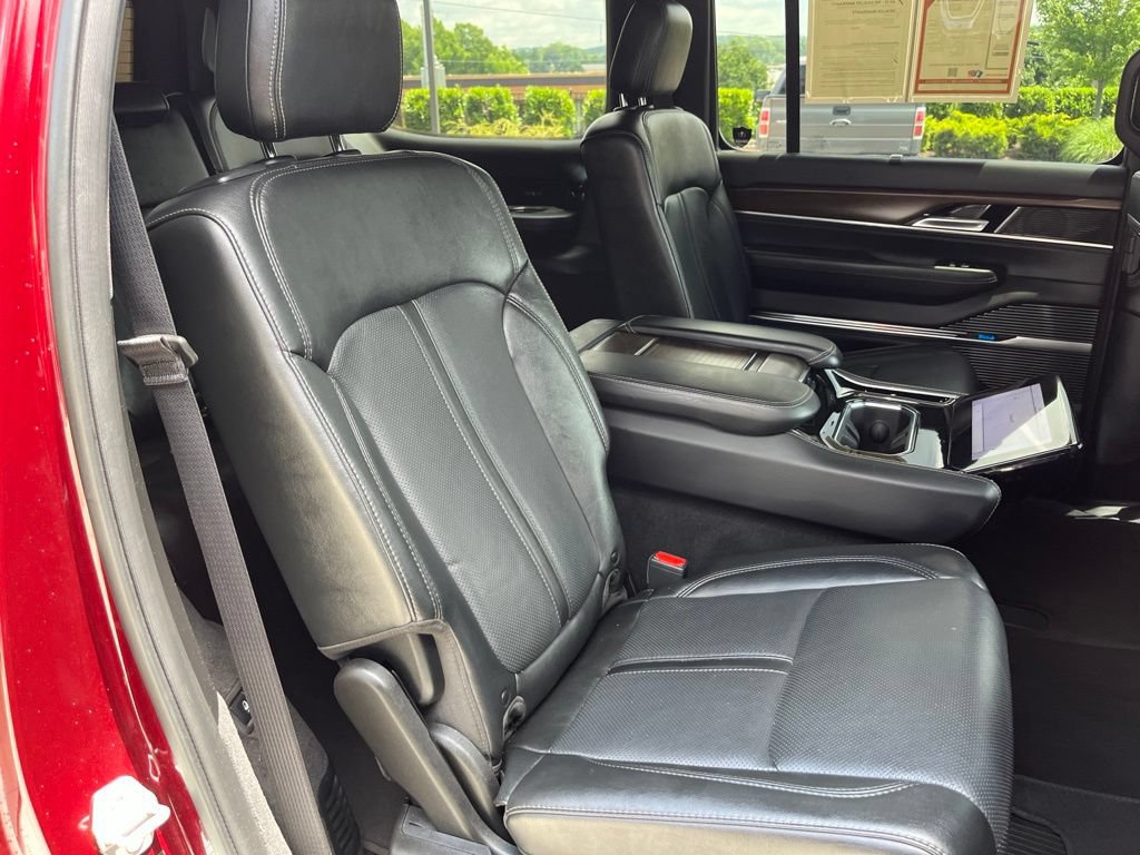 Used 2023 Jeep Grand Wagoneer 4WD image 27