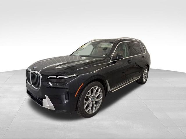 Used 2025 BMW X7 xDrive40i image 1