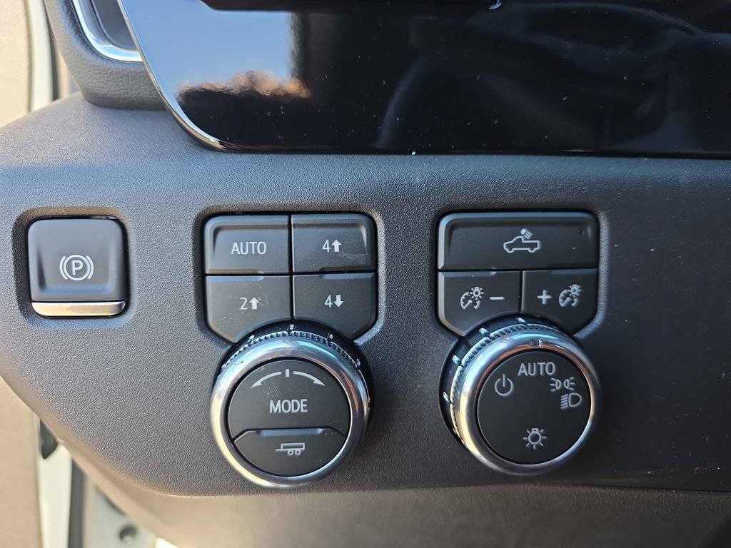 New 2026 GMC Sierra 1500 SLE AWD/4WD image 28