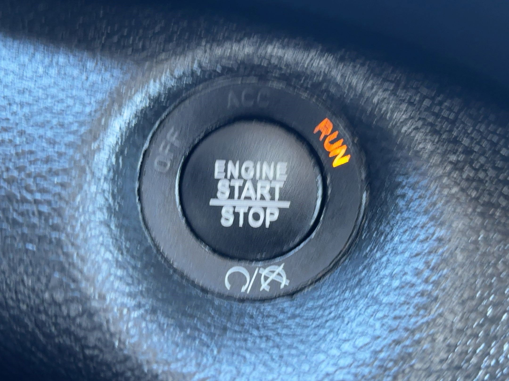 Used 2023 Jeep Cherokee Altitude Lux image 19