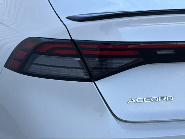 Used 2025 Honda Accord Sport image 7