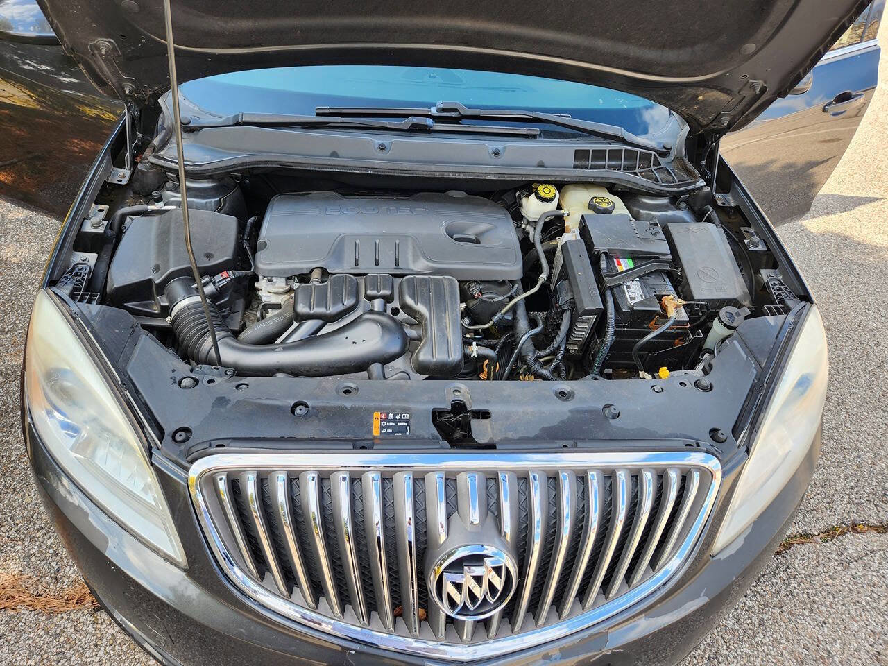 Used 2017 Buick Verano Sport Touring FWD image 32