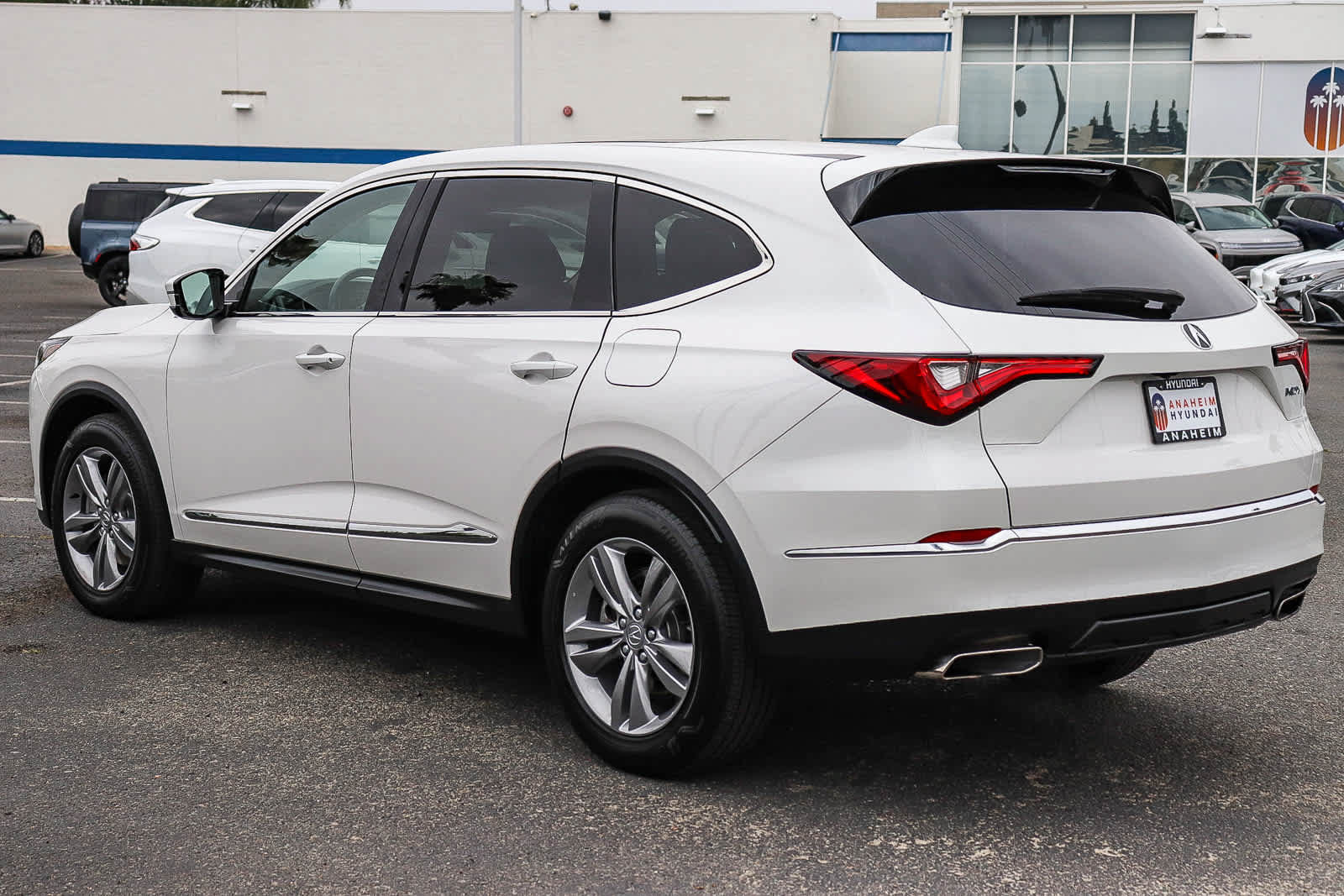 Used 2024 Acura MDX FWD image 9