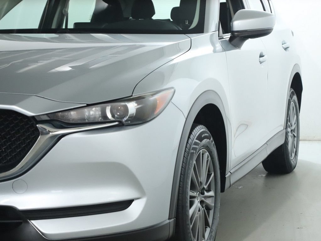 Used 2017 MAZDA CX-5 Sport FWD image 4