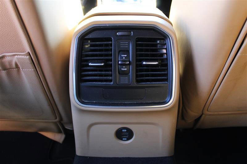 Used 2017 Porsche Macan GTS image 29