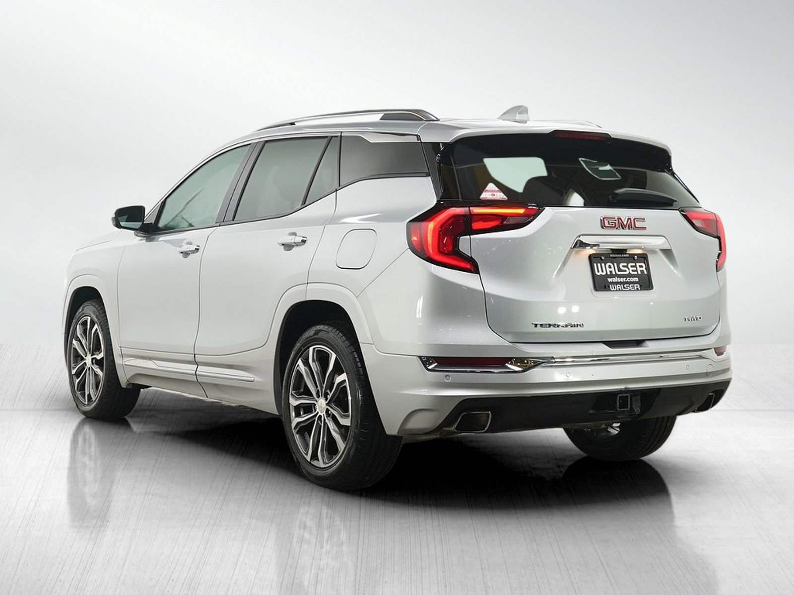 Used 2020 GMC Terrain Denali w/ GMC Pro Grade Package image 3