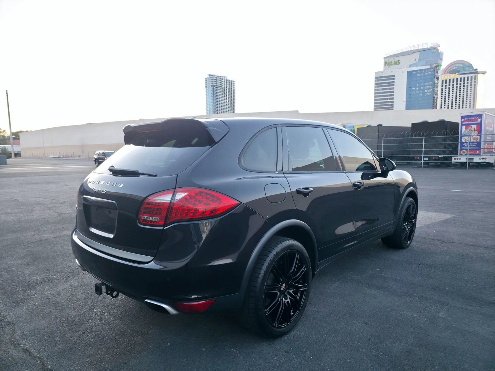 Used 2014 Porsche Cayenne S AWD/4WD image 5