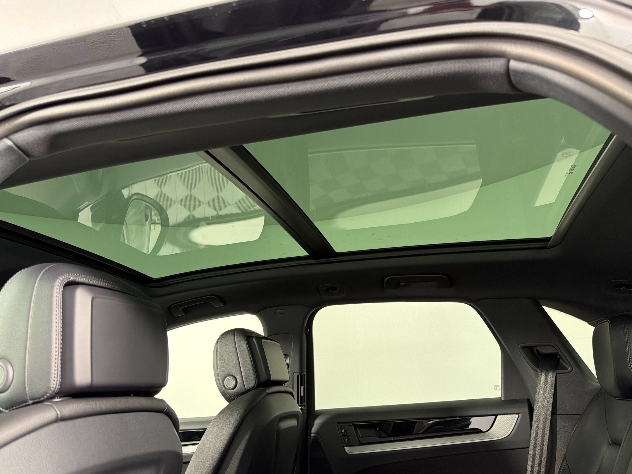 New 2026 Porsche Cayenne S AWD/4WD image 19
