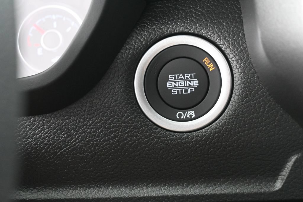New 2026 RAM 1500 Express AWD/4WD image 18