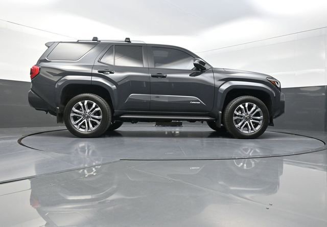 Used 2025 Toyota 4Runner Limited AWD/4WD image 37