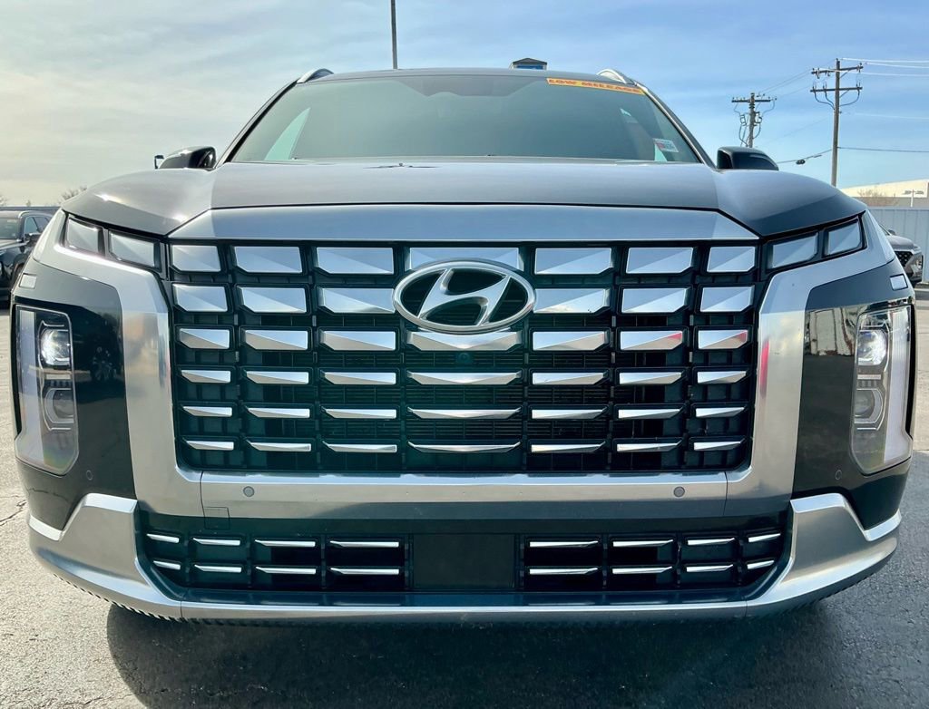 Used 2024 Hyundai Palisade Calligraphy image 9