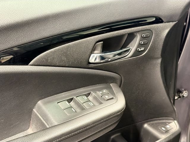 Used 2021 Honda Pilot Touring image 16
