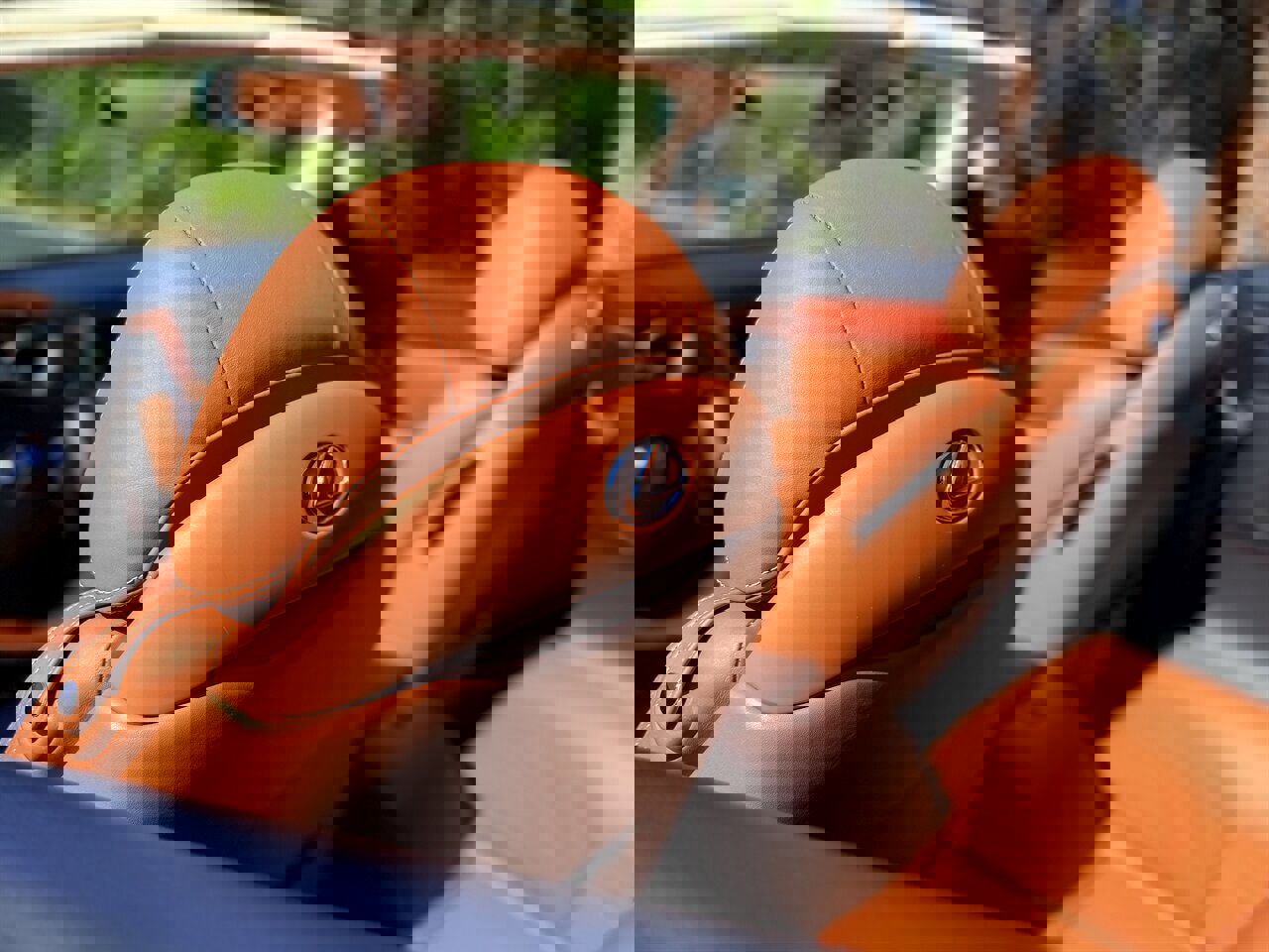 Used 2004 Lexus SC 430 Convertible image 32