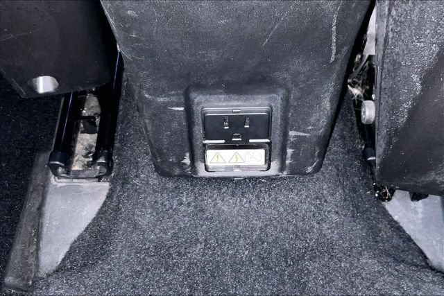 Used 2016 Jeep Renegade Trailhawk AWD/4WD image 26