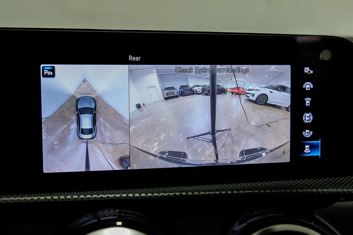 Used 2023 Mercedes-Benz CLA 250 image 24