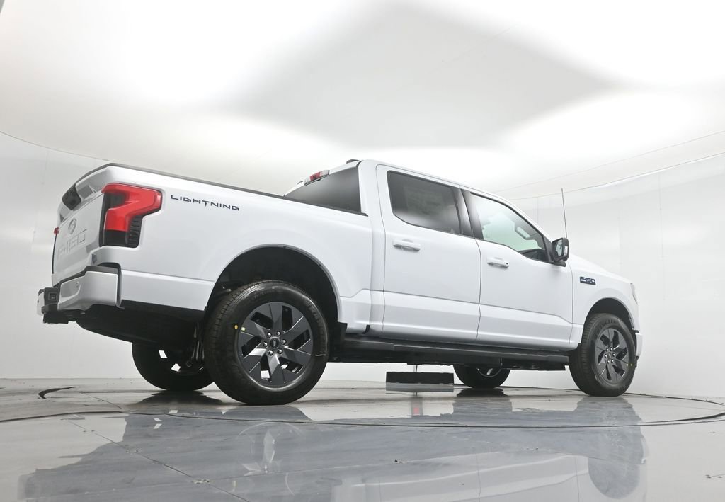 New 2025 Ford F150 Lightning Flash image 48