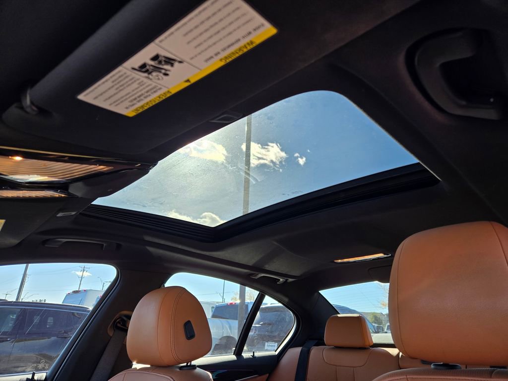 Used 2023 BMW 530i xDrive w/ Premium Package image 24