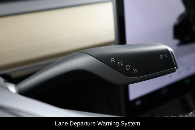 Used 2023 Tesla Model 3 Standard Range RWD image 11
