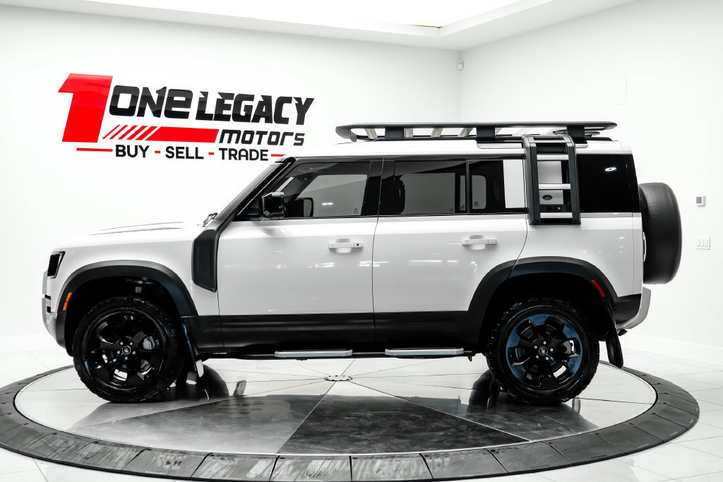 Used 2020 Land Rover Defender 110 SE AWD/4WD image 13