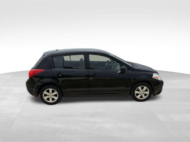Used 2012 Nissan Versa 1.8 S w/ Special Edition Pkg FWD image 2