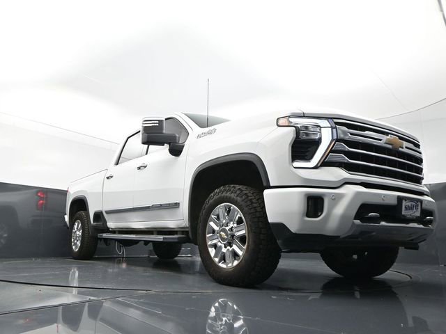 Used 2024 Chevrolet Silverado 2500 High Country w/ Z71 Off-Road Package AWD/4WD image 27