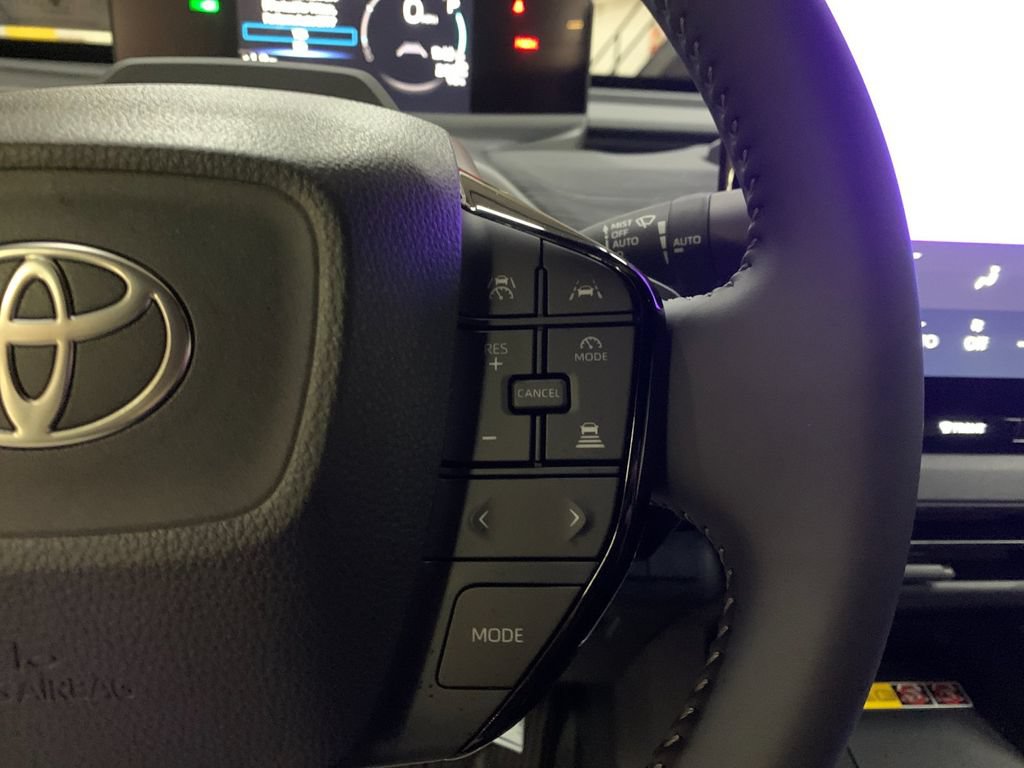 New 2026 Toyota C-HR AWD/4WD image 28