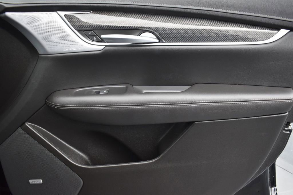 Used 2023 Cadillac XT5 Sportv w/ LPO, Floor Liner Package AWD/4WD image 32