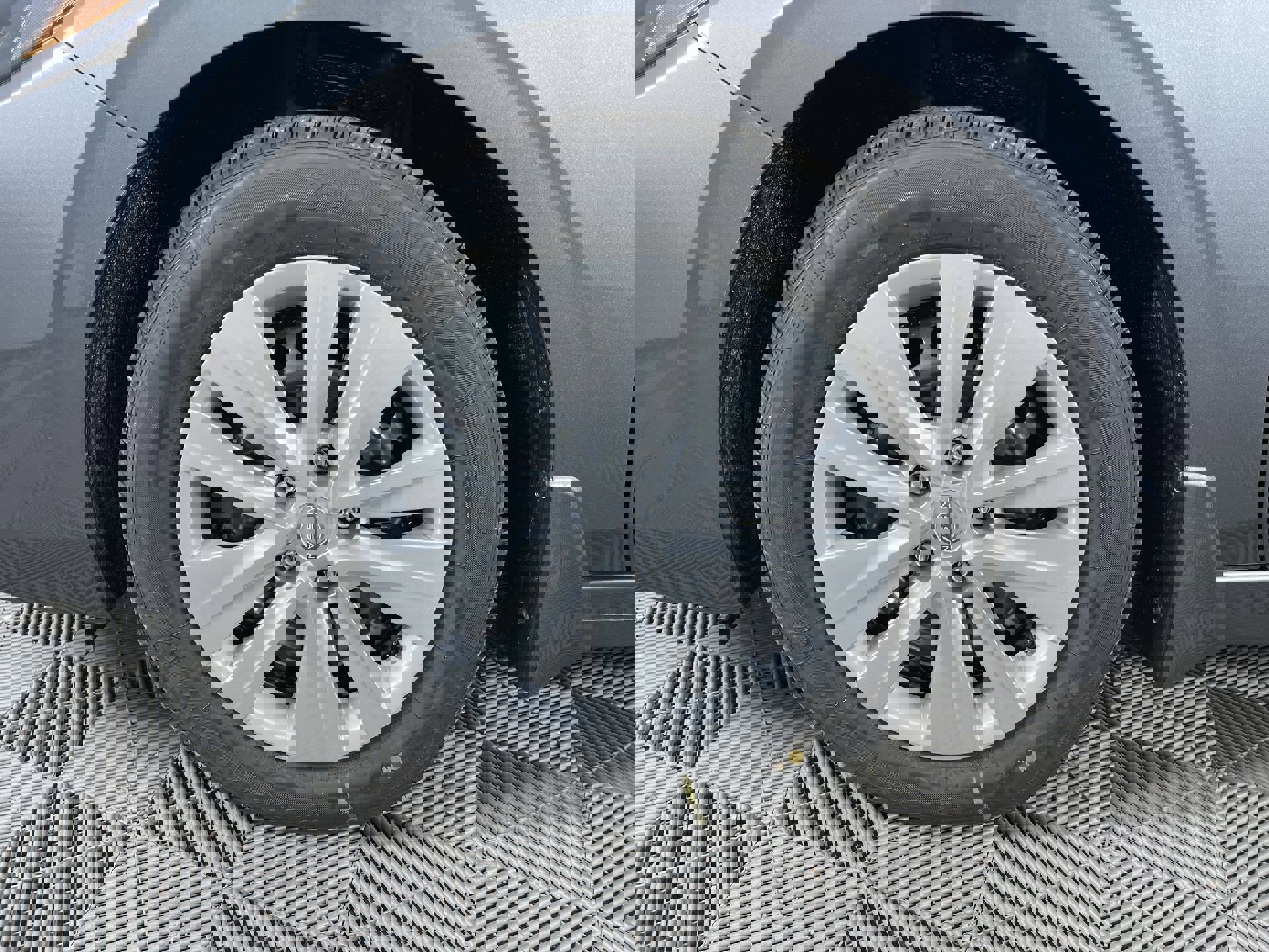 Certified 2025 Nissan Sentra S image 24